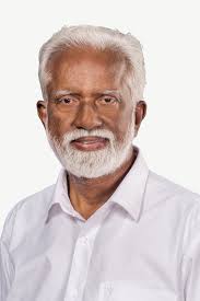 Lal krishna advani's outstanding character is that of sympathy, mingled with hospitality. Kummanam Rajasekharan Wikipedia