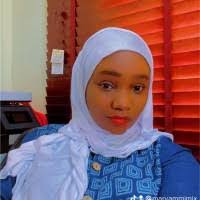 Mariam Umar's Instagram, Twitter & Facebook