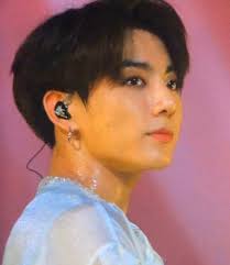 daniela khan (dakrnn)