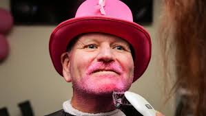 Pink beard shaved at Timaru Pink Ribbon Breakfast