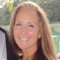 Beth Bronson's Instagram, Twitter & Facebook