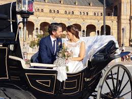 Esplendidos carruajes de caballos para lucirte en el día más bonito de tu vida. Alquila Facilmente En Sevilla Un Carruaje De Caballos Bodas Y Fiestas Partfy Com