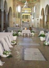 I nostri addobbi per matrimonio sono realizzati dalla nostra organizzazione con personale qualificato. Addobbi Floreali Chiesa E Cerimonia Matrimonio Lemienozze It