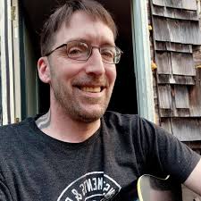 Putting my music degree to good use today. #creamyshits #christmasmusic  #fartpiano