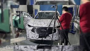 New Ford Mondeo Active Spied As Ford Plan To Turn The Mondeo Suv Cars Uk