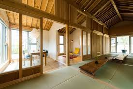 Traditional Japanese Flooring Mats Define The Proportions Of This House In Niigata Designed By Tok Japanese Interior Design Modern Japanese Architecture House