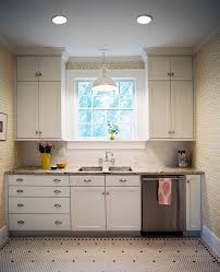 I need to decide whether there will be a pendant or i currently have recessed but will be switching to a surface mount. Pendant Light Above Sink Photos Design Ideas Remodel And Decor Lonny