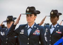 U S Air Force Chief Master Sgt Hope L Skibitsky Leads An All Female Military Training Instructor Formation To Hono Air Force Women Military Women Army Women