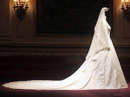 Kate Middleton Royal Wedding Dress Exhibit At Buckingham Palace Kate Middleton Wedding Royal Wedding Dress Kate Wedding Dress