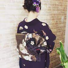 creer for hairさんはinstagramを利用しています 結婚式の訪問着の着付けとヘアセットをさせて頂きました 帯は 変わり二重太鼓で 華やかな感じに結ばせて頂きました 紫の綺麗なお着物で とてもお似合いでした 美容室 creer for hair 鹿児島市 鴨池