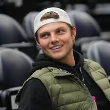 Spencer Coles (@scoles720)