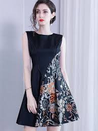 Batik sebenarnya sangat mudah dikombinasi dengan berbagai macam atasan ataupun bawahan. 210 Ide Batik Model Pakaian Pakaian Wanita Model Baju Wanita