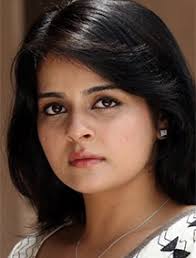 Chaappa Kurish Review