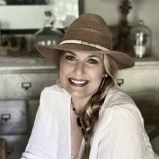 Daune Pitman (@cottageintheoaks) • Instagram photos and videos