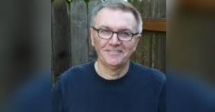 Rich Hines's Instagram, Twitter & Facebook