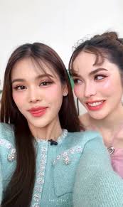 🐰: I always miss you, thank you for sharing both happiness and sadness  with me. Thank you so much. I love you, Fa. 🦊: Thank you for being a good  memory, sometimes