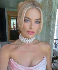 Can I get a HEY if I look pretty 😍👄😌