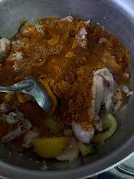 4 sudu besar rempah kari ayam, bancuh menjadi pes pekat. Cara Masak Kari Ayam Pekat Emak Versi Orang Malbari Cukup Mudah Gerenti Sedap Sehingga Menjilat Jari Lelaki Ini Kongsikan Resipinya Keluarga