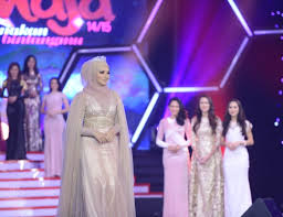 Saksikan dewi remaja 2010 bermula 24 november 2010 di astro ria jam 9.30pm. Adik Nelydia Dan Uqasha Menang Dewi Remaja