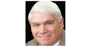 Manuel Motta's Instagram, Twitter & Facebook