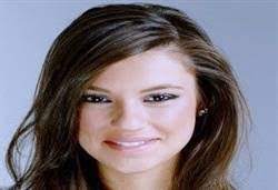 İkilinin aşk yaşadıkları iddia edildi. Yusra Geyik Kimdir Kac Yasinda Nereli Biyografisi Vikipedi