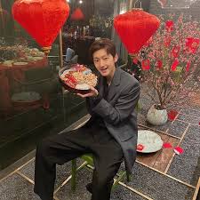 Gu an xin mengangkat seorang pria. 9 Potret Liu Te Gabung Di Please Feel At Ease Mr Ling