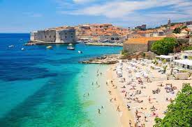 Situata nel sud della croazia, nella regione dalmata, dubrovnik, è la perla della croazia. Le Spiagge Piu Belle Della Croazia Dubrovnik E Le Sue Isole Dubrovnik Croazia Spiagge