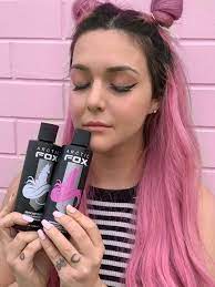 Arctic Fox Hair Color Cassietwyford My Face When I Ve Just Freshly Recoloured W Arcticfoxhaircolor The Be Fox Hair Dye Vegan Hair Dye Arctic Fox Hair Color