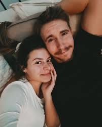 David Friedrich teilt süße Turtelbilder mit seiner Freundin