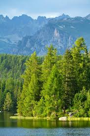 أجمل 15 بحيرة ساحرة لقضاء عطلة الصيف في أوروبا Tourism Natural Landmarks Travel