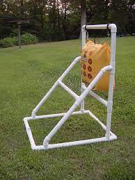 Diy pvc bow stand click here to see the comments learn to make your own pvc bow stand in an afternoon with this quick and simple tutorial one of the more enjoyable aspects of archery, for me anyways, is the ability to constantly. Diy Pvc Target Stand Archery Target Diy Archery Target Archery Target Stand