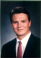 Christopher Larrabee's Instagram, Twitter & Facebook