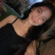 hoyy, nakita n'yo yung posted video ng BINI sa youtube?? yung 'TRYING  FILIPINO SNACKS' ang title and thumbnail?? wtf, bakit 'TRYING'?? they are  literally filipinos, so bakit ganon?? it should be 'EATING