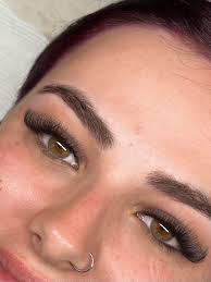 Hey ladies !! I finished my lash course about a week ago, This is my first  ever set of volumes. Took me around 3