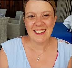 Jacqui Hamilton's Instagram, Twitter & Facebook