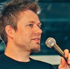 Igor Prusa, Ph.D. et Ph.D.