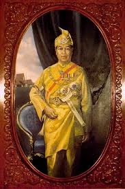 Raja zarina binti raja tan sri zainal. Selang8