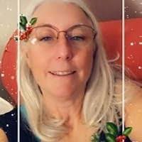 Rena Massey's Instagram, Twitter & Facebook