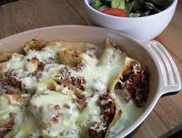 Conchiglioni Rigati Stuffed With A Ragu Bolognese Recipe Rich Meat Sauce Pasta With Meat Sauce Ragu