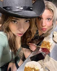 H A N N A H (@hannah.bolt_) • Instagram photos and videos