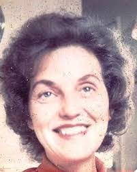 Aline Murphy's Instagram, Twitter & Facebook