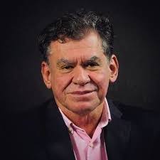 Arturo Abella's Instagram, Twitter & Facebook