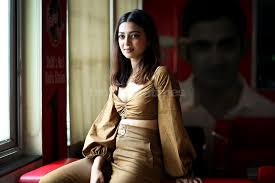 Radhika apte bold web series & movies !! Profile Shoot Of Bollywood Actress Radhika Apte Contentgarden