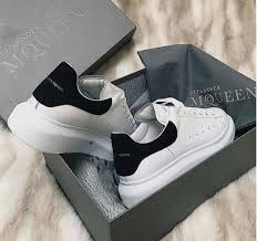 Alexander Mcqueen Spray Paints Oversized Sneakers Black And White Alexander Mcqueen Contaentrega En Cali Envios A Nivel Nacional Like4like Follow4followbac Mcqueen Sneakers Alexander Mcqueen Sneakers Alexander Mcqueen Shoes