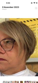 Looking for a good hairdresser that can razor cut my hair like this again  sick of going to melb to get it done sll the time i am a hairdresser but  carnt