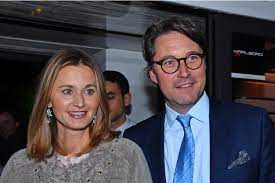Zuvor hatte bundesminister andreas scheuer (csu) von 200.000 haushalten gesprochen, die gefördert werden können. Andreas Scheuer Und Seine Frau Trennen Sich