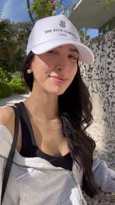 Katherine Pereda's Instagram, Twitter & Facebook