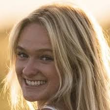 Amber Schulz's Instagram, Twitter & Facebook