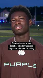 Heidi Hackbarth's Instagram, Twitter & Facebook