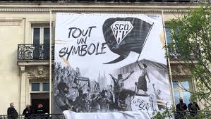 Jun 16, 2021 · logo de sofoot.com en noir, avec le.com en gris tramé. Le Nouveau Logo Du Club Presente